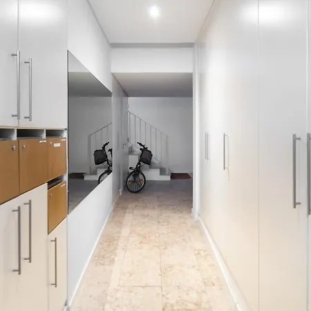 Whome Modern Retreat In Vibrant Bairro Alto