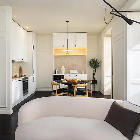 Whome Modern Retreat In Vibrant Bairro Alto
