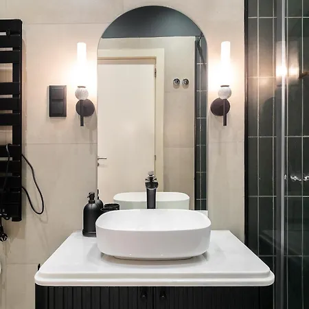 Whome Modern Retreat In Vibrant Bairro Alto Lisbon